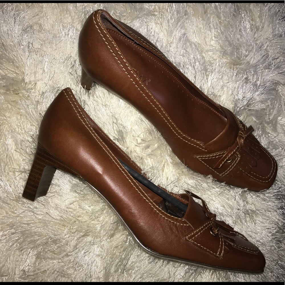 NWOB Women's shoes